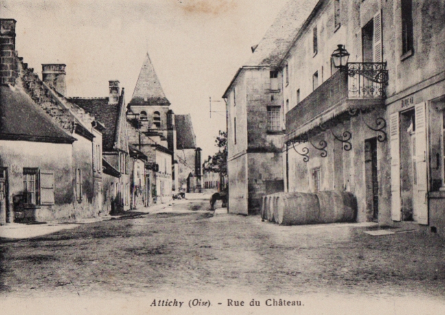 attichy-oise-cpa-rue-du-chateau